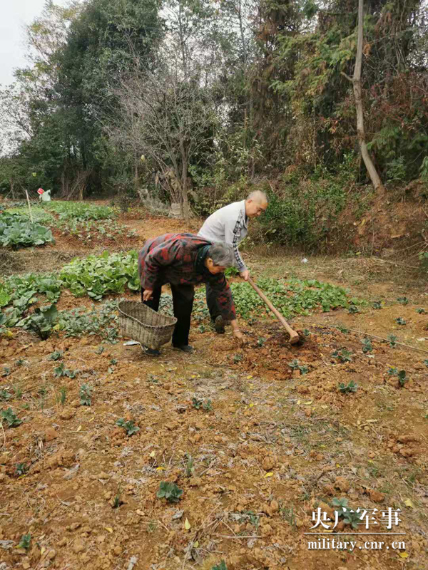 04.jpg 中國退役軍人 | 退役軍人扶貧戰場(chǎng)再出發(fā)-云南能投軍創(chuàng )產(chǎn)業(yè)投資有限公司