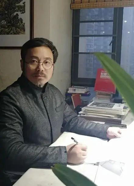 01.png 退役軍人蔣勇用畫(huà)筆作槍傳遞抗疫正能量-云南能投軍創(chuàng )產(chǎn)業(yè)投資有限公司