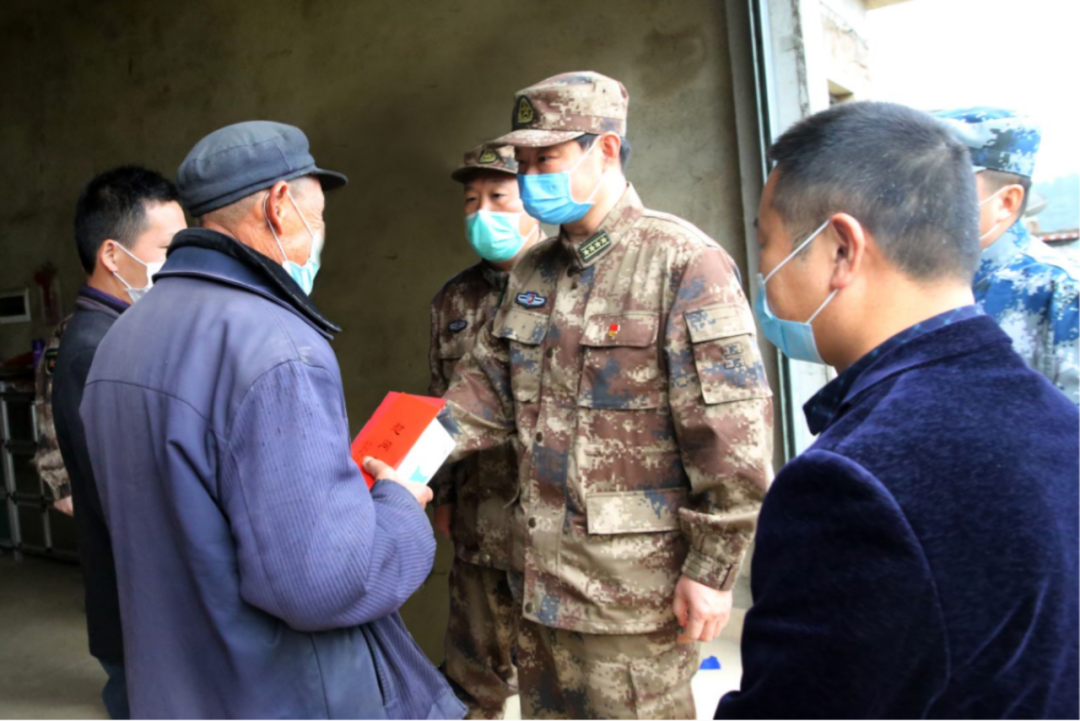 02.png 福建泉州:軍地攜手精準扶 奪取抗疫脫貧雙勝利-云南能投軍創(chuàng )產(chǎn)業(yè)投資有限公司