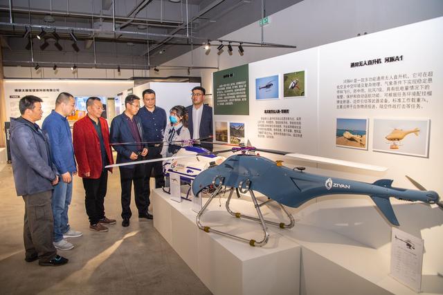 展退役軍人風(fēng)采，立創(chuàng  )業(yè)創(chuàng  )新潮頭——合肥市舉行“建行杯”退役軍人創(chuàng  )業(yè)創(chuàng  )新大賽啟動(dòng)儀式-云南能投軍創(chuàng  )產(chǎn)業(yè)投資有限公司