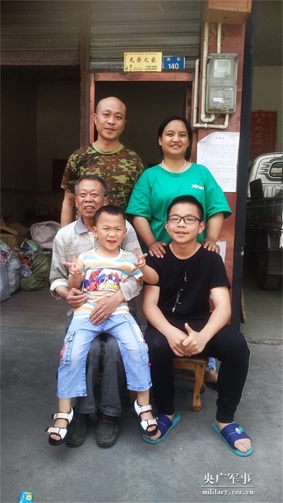 何學(xué)江：縱然艱辛，依然是沖鋒的戰士-云南能投軍創(chuàng  )產(chǎn)業(yè)投資有限公司