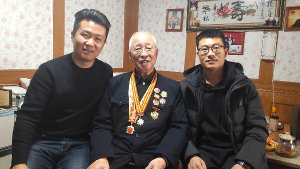 寧平年：從拉面小哥到影視編導，跨界追逐的人生夢(mèng)想-云南能投軍創(chuàng  )產(chǎn)業(yè)投資有限公司