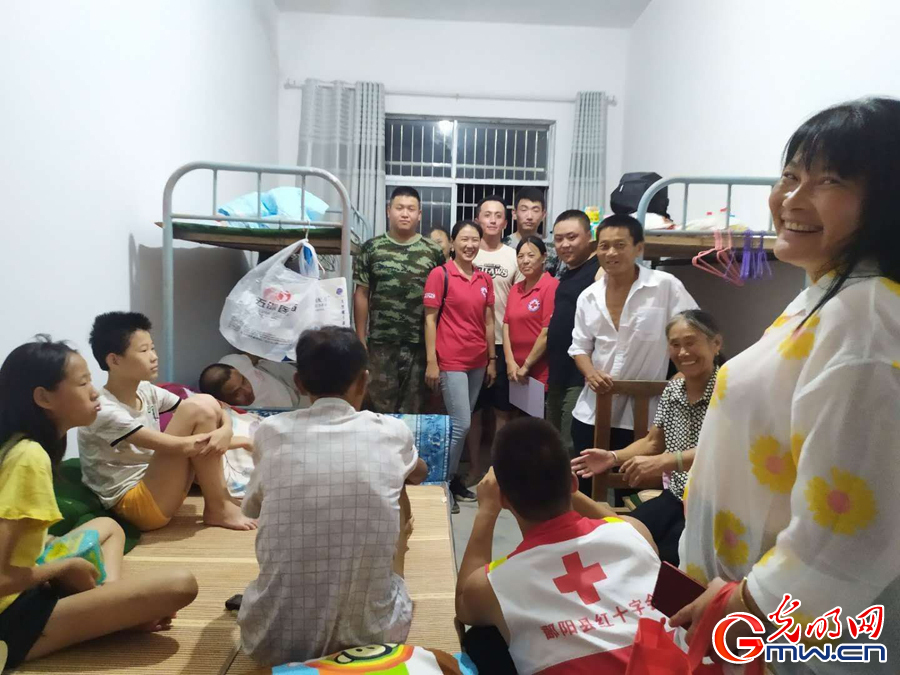 請戰！歸隊！退役老兵千里馳援鄱陽(yáng)抗洪-云南能投軍創(chuàng  )產(chǎn)業(yè)投資有限公司