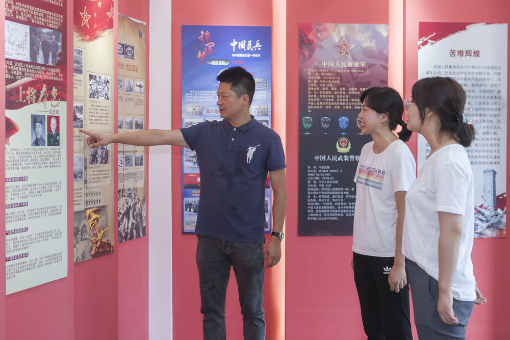 退役軍人錢(qián)少華 鄉村振興指導員-云南能投軍創(chuàng  )產(chǎn)業(yè)投資有限公司