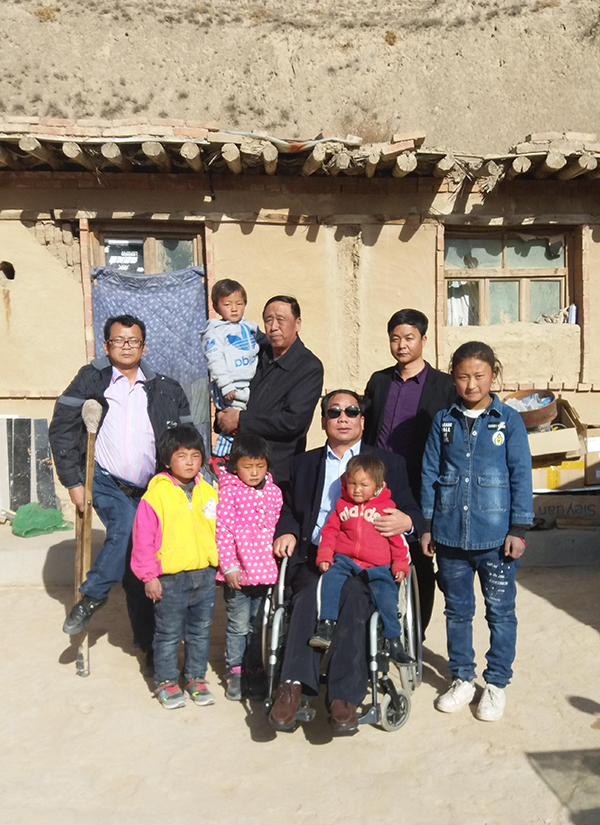 退役軍人劉志海：把家安在部隊邊 寫(xiě)盡胸中軍旅情-云南能投軍創(chuàng  )產(chǎn)業(yè)投資有限公司