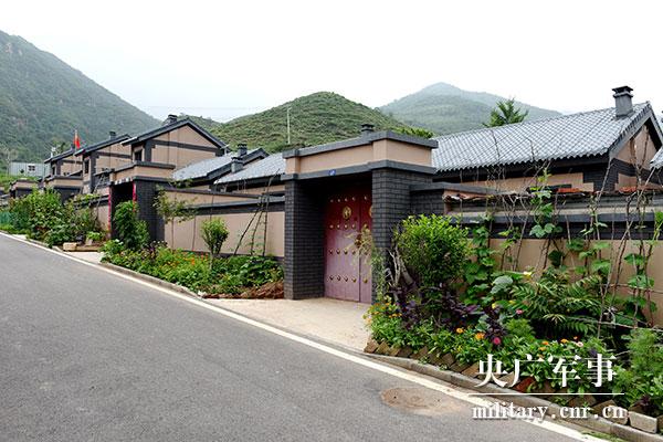 梁建明：駐村扶貧1200多天，鐫刻在十八盤(pán)村的鄉土深情-云南能投軍創(chuàng  )產(chǎn)業(yè)投資有限公司