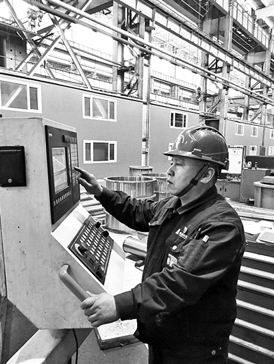 匠心逐夢(mèng)——記退役軍人、哈電集團哈爾濱電機廠(chǎng)有限責任公司首席技師裴永斌