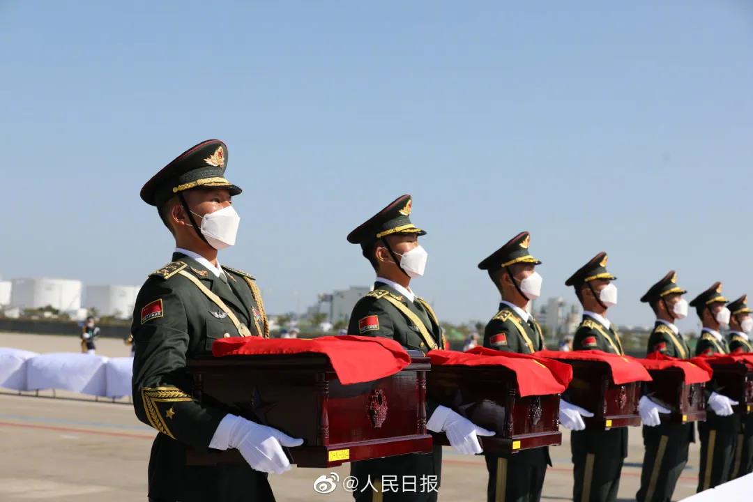 運-20接英雄回家，編號體現祖國對烈士們的無(wú)上尊崇-云南能投軍創(chuàng  )產(chǎn)業(yè)投資有限公司