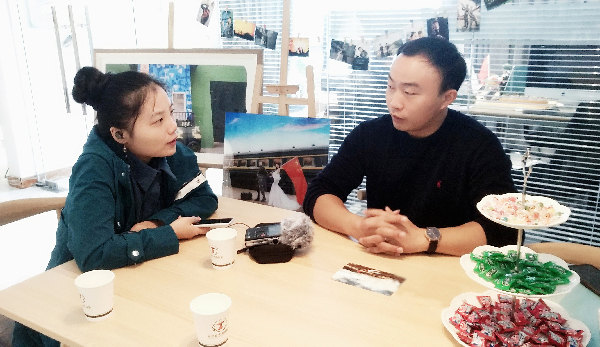 毛國強：致敬軍人愛(ài)情，定格浪漫時(shí)刻-云南能投軍創(chuàng  )產(chǎn)業(yè)投資有限公司