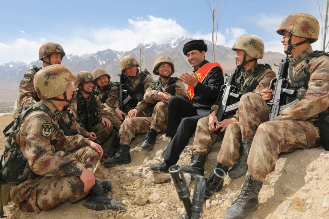 冰窟救人犧牲！送別全國愛(ài)國擁軍模范拉齊尼·巴依卡！-云南能投軍創(chuàng  )產(chǎn)業(yè)投資有限公司