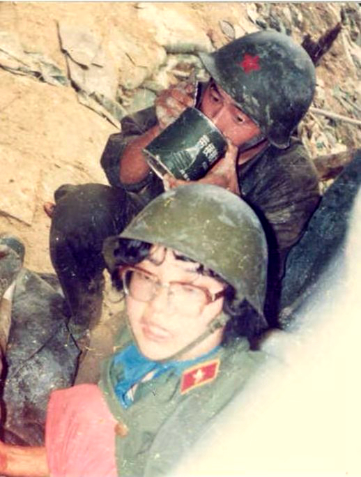 劉亞玲：“戰地女神”自主擇業(yè)，回到家鄉農村當“村醫”-云南能投軍創(chuàng  )產(chǎn)業(yè)投資有限公司