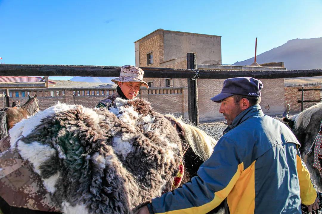 紀念我的戰友，拉齊尼·巴依卡-云南能投軍創(chuàng  )產(chǎn)業(yè)投資有限公司