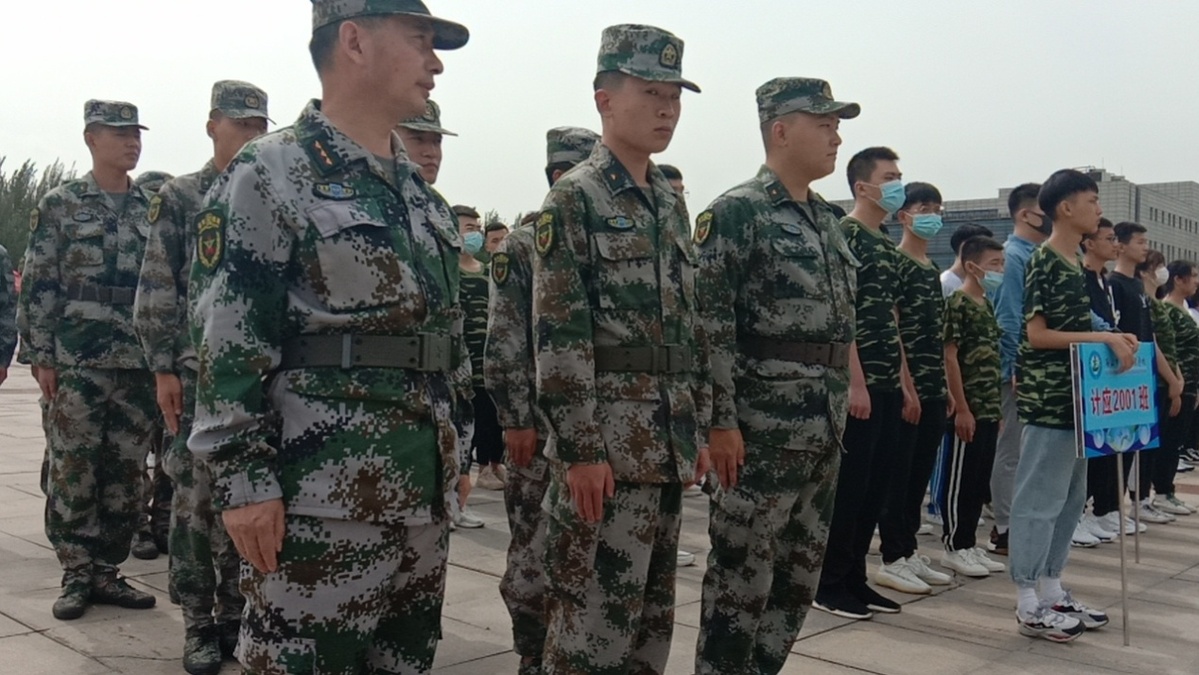 抹不去的軍人情結 —— “愛(ài)國擁軍模范”退役軍人張銘懷速記-云南能投軍創(chuàng  )產(chǎn)業(yè)投資有限公司