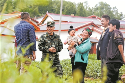 01.jpg 匯聚共筑中國夢(mèng)強軍夢(mèng)的深厚偉力 ——寫(xiě)在全國雙擁模范城(縣)創(chuàng )建活動(dòng)開(kāi)展30周年之際-云南能投軍創(chuàng )產(chǎn)業(yè)投資有限公司
