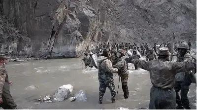 這首歌我們錄了彈幕，每一句都是想對你說(shuō)的話(huà)-云南能投軍創(chuàng  )產(chǎn)業(yè)投資有限公司