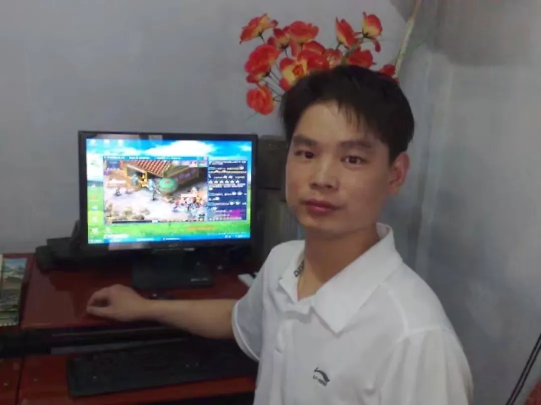 陳鵬：三峽之巔，書(shū)寫(xiě)忠誠-云南能投軍創(chuàng  )產(chǎn)業(yè)投資有限公司