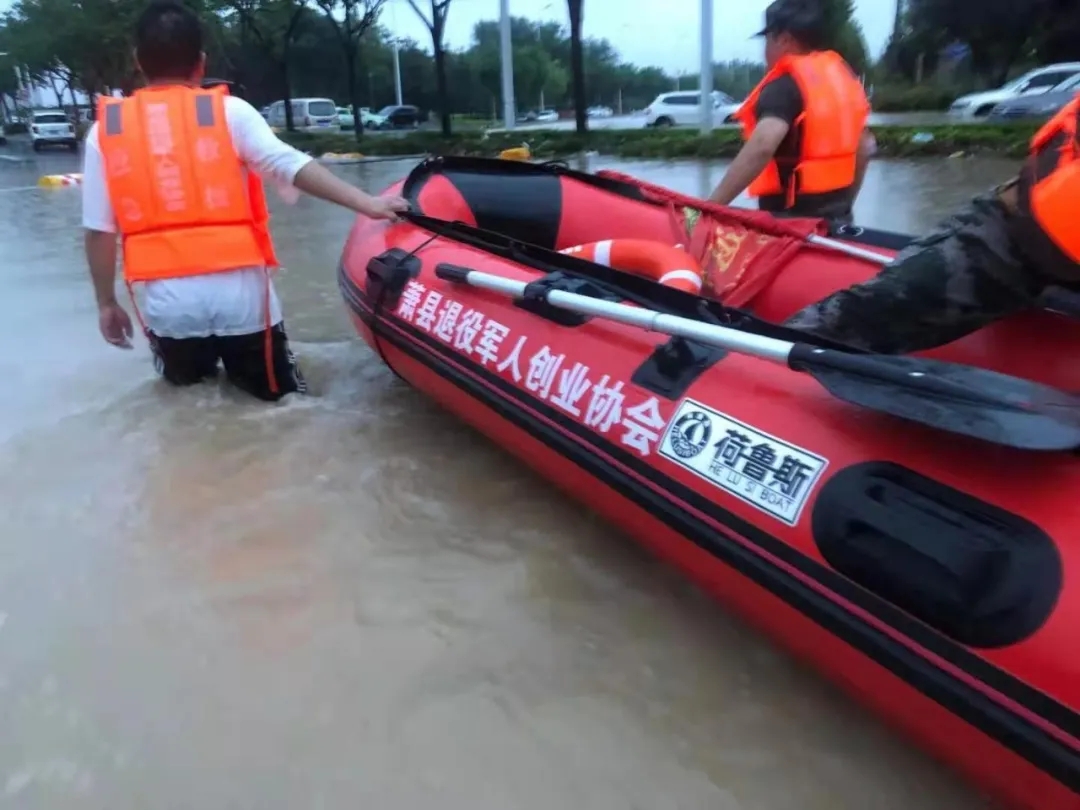 若有戰，召必回！各地退役軍人星夜馳援河南！-云南能投軍創(chuàng  )產(chǎn)業(yè)投資有限公司