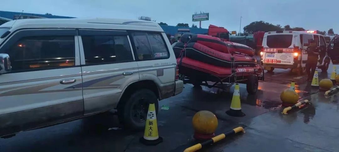 若有戰，召必回！各地退役軍人星夜馳援河南！-云南能投軍創(chuàng  )產(chǎn)業(yè)投資有限公司