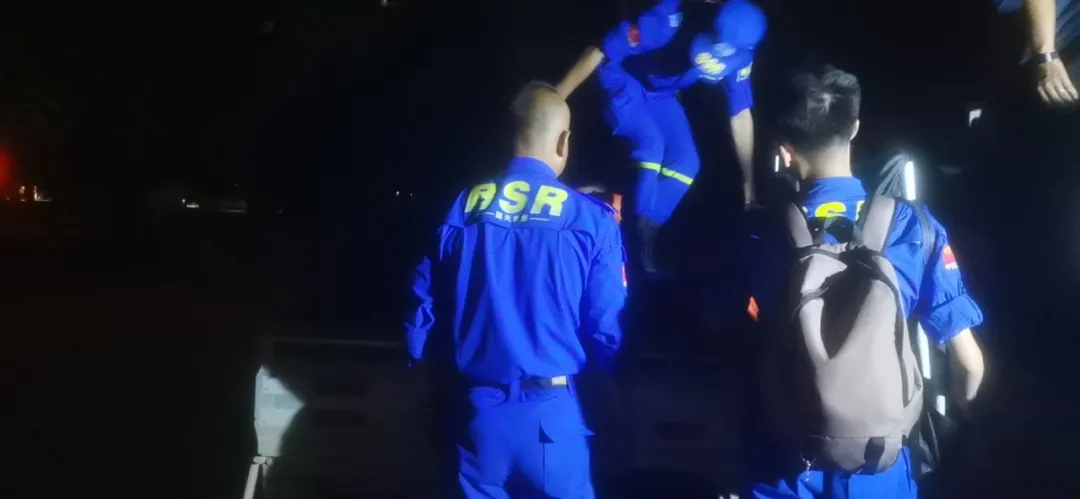 若有戰，召必回！各地退役軍人星夜馳援河南！-云南能投軍創(chuàng  )產(chǎn)業(yè)投資有限公司