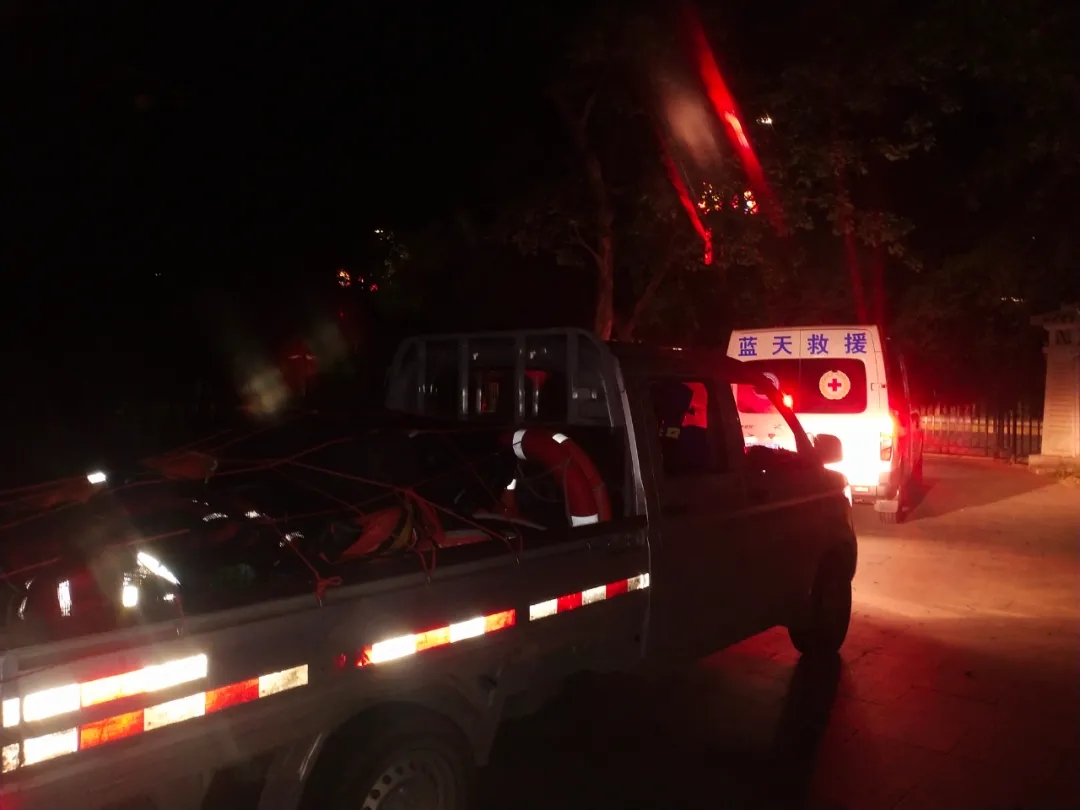 若有戰，召必回！各地退役軍人星夜馳援河南！-云南能投軍創(chuàng  )產(chǎn)業(yè)投資有限公司