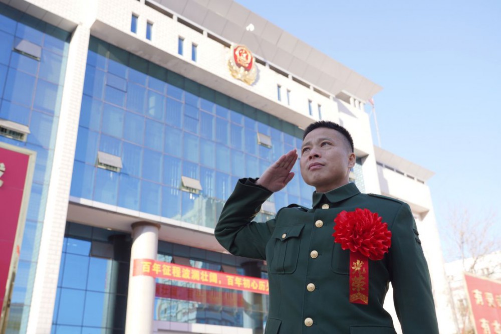 媒體31.jpg 退伍季丨這里有我最好的青春-云南能投軍創(chuàng )產(chǎn)業(yè)投資有限公司