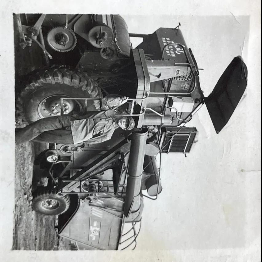 了不起的退役軍人丨71歲退伍老兵“說(shuō)唱”15年，這首歌，請加入你的年度歌單！-云南能投軍創(chuàng  )產(chǎn)業(yè)投資有限公司