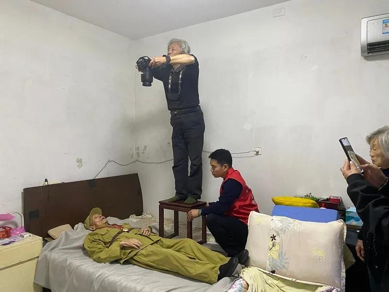 這張大“合影”，太珍貴了！-云南能投軍創(chuàng  )產(chǎn)業(yè)投資有限公司