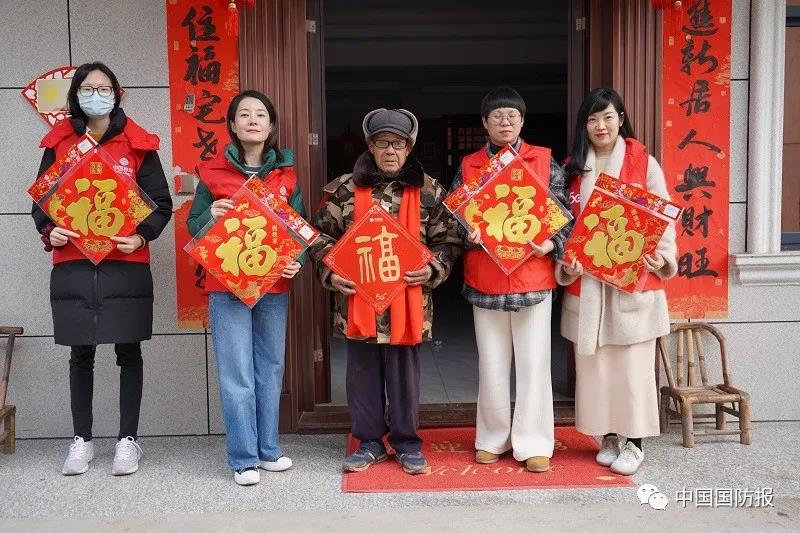 關(guān)愛(ài)老兵，你我同行-云南能投軍創(chuàng  )產(chǎn)業(yè)投資有限公司