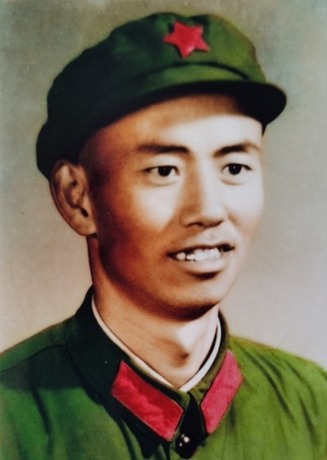 這名一等功老兵，才是我們最該追的星！