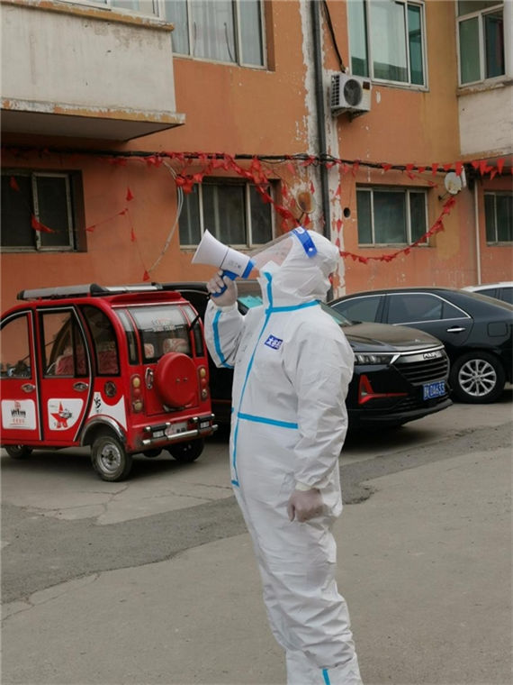 退役軍人趙燕飛：疫情不退，我們不退