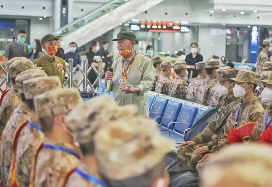 “重慶是座英雄的城市”！抗美援朝老兵寄語(yǔ)2022年春季新兵