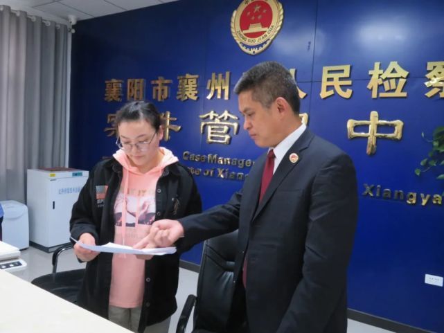 平凡崗位上發(fā)出耀眼的光！同事戰友追憶梅華明淚滿(mǎn)巾-云南能投軍創(chuàng  )產(chǎn)業(yè)投資有限公司