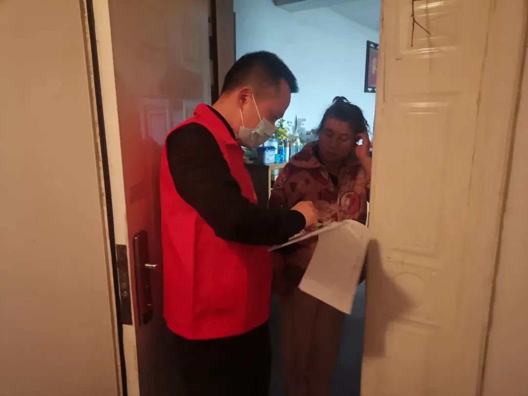 4.jpg 疫情不退老兵不退 退役軍人奮戰抗疫一線(xiàn)-云南能投軍創(chuàng )產(chǎn)業(yè)投資有限公司