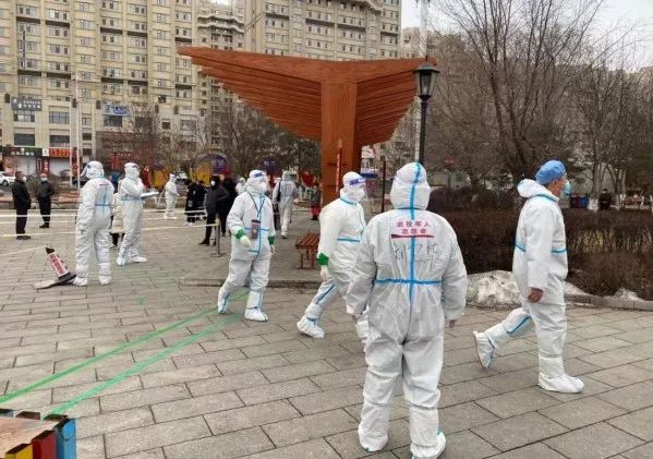 10.jpg 疫情不退老兵不退 退役軍人奮戰抗疫一線(xiàn)-云南能投軍創(chuàng )產(chǎn)業(yè)投資有限公司