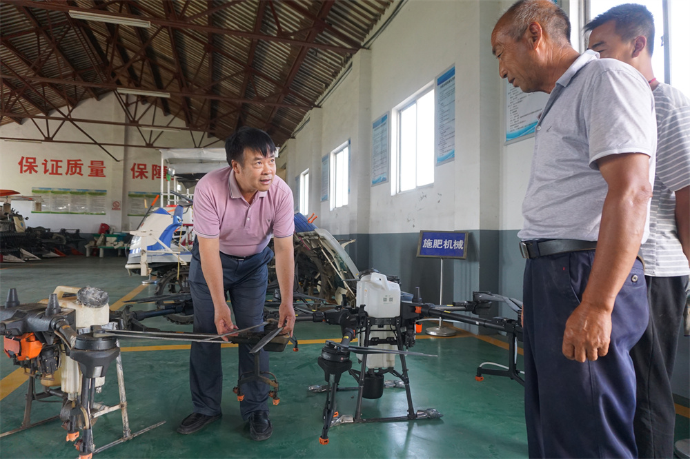 “兵支書(shū)”扎根鄉村30年，當好脫貧致富帶頭人