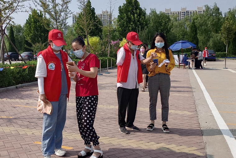 獨臂老兵陳志強：熱心公益大愛(ài)無(wú)疆，為抗疫助“一臂之力”-云南能投軍創(chuàng  )產(chǎn)業(yè)投資有限公司