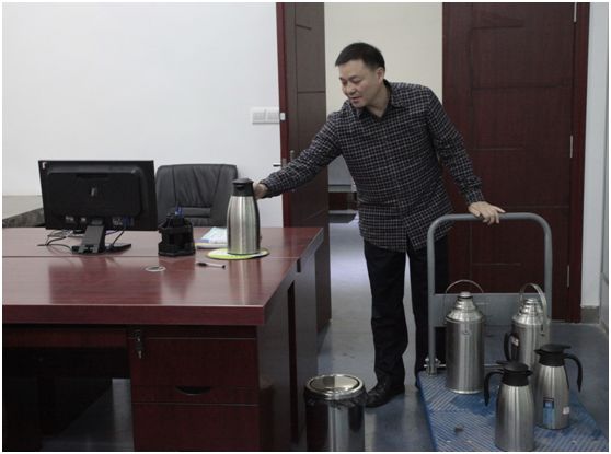 退役軍人劉文彬：從”海軍藍”到”稅務(wù)藍”，用行動(dòng)書(shū)寫(xiě)忠誠-云南能投軍創(chuàng  )產(chǎn)業(yè)投資有限公司