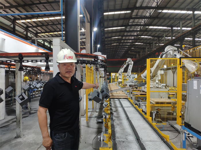 日均步數超2萬(wàn)步，他從保安到董事長(cháng)的秘訣是……-云南能投軍創(chuàng  )產(chǎn)業(yè)投資有限公司