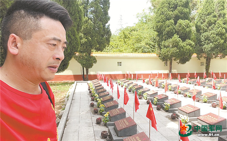 退役軍人、“紅色文化傳播博主”董小建：點(diǎn)亮星光的追星人-云南能投軍創(chuàng  )產(chǎn)業(yè)投資有限公司