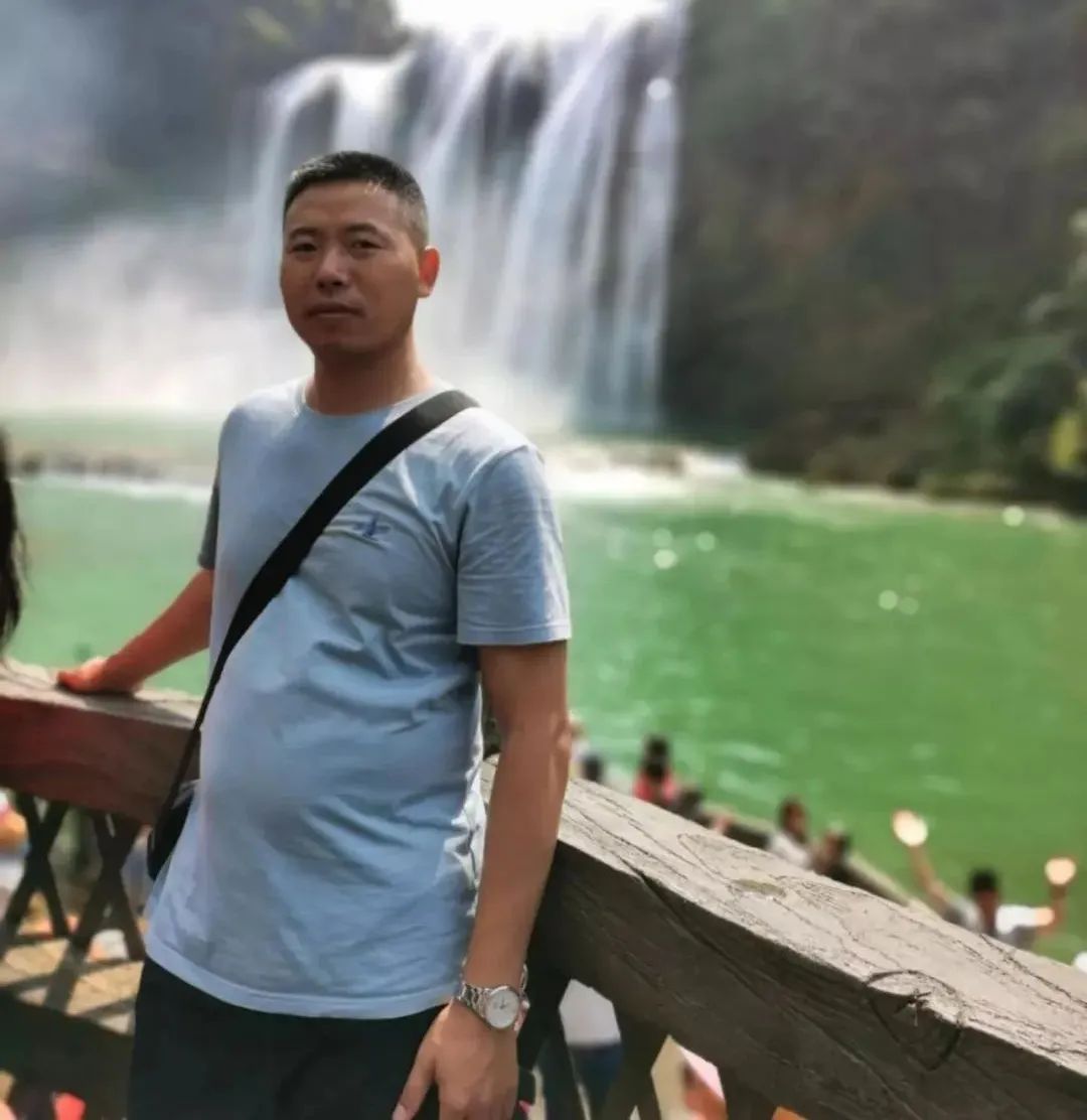 D2809殉職司機楊勇，還有個(gè)身份……-云南能投軍創(chuàng  )產(chǎn)業(yè)投資有限公司