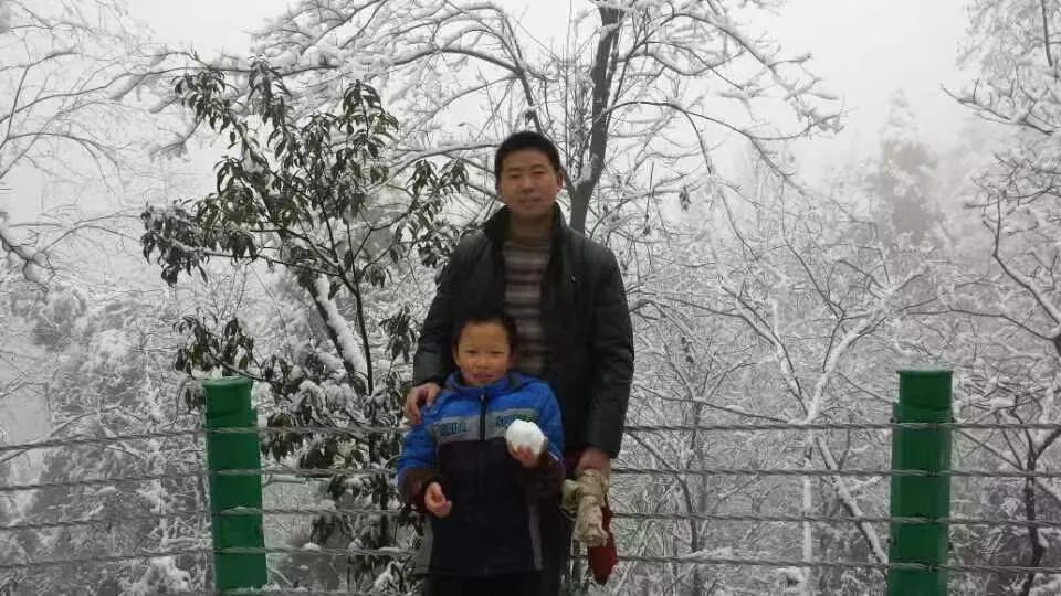 D2809殉職司機楊勇，還有個(gè)身份……-云南能投軍創(chuàng  )產(chǎn)業(yè)投資有限公司