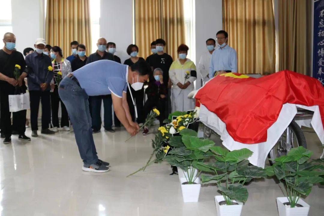 參加過(guò)長(cháng)津湖戰役的他走了，臨終心愿讓人淚目