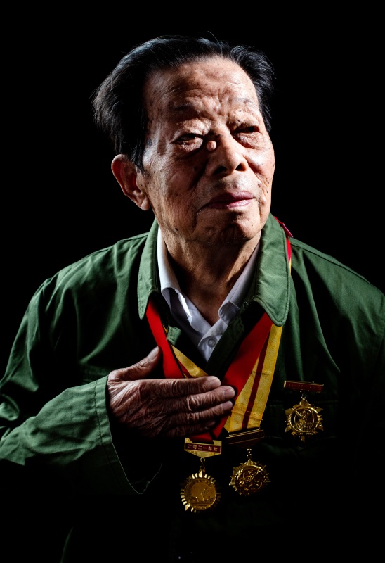 浴血榮光丨致敬抗戰老戰士——雷用香-云南能投軍創(chuàng  )產(chǎn)業(yè)投資有限公司