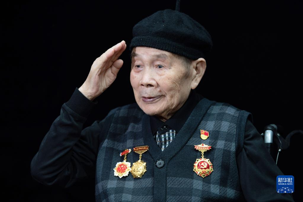 浴血榮光｜致敬抗戰老戰士——王建文-云南能投軍創(chuàng  )產(chǎn)業(yè)投資有限公司