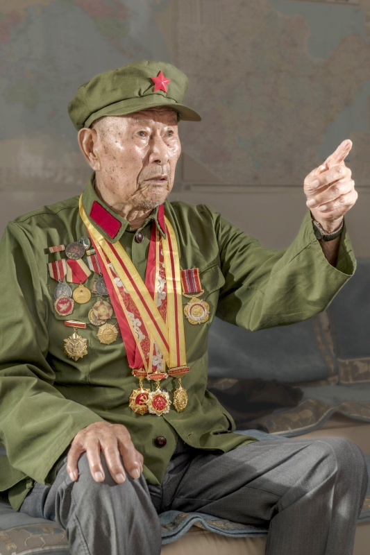 浴血榮光丨致敬抗戰老戰士——武漢安-云南能投軍創(chuàng  )產(chǎn)業(yè)投資有限公司