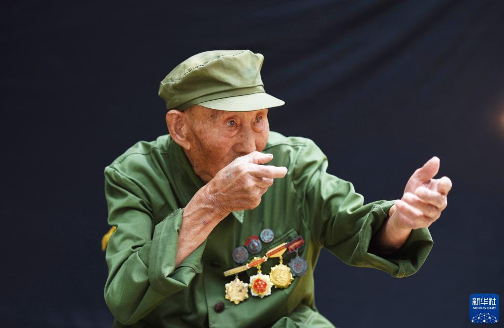 浴血榮光丨致敬抗戰老戰士——張德運-云南能投軍創(chuàng  )產(chǎn)業(yè)投資有限公司