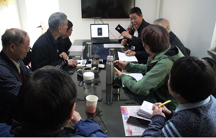 天有一雙手——記軍休干部吳建德義務(wù)為民服務(wù)11年-云南能投軍創(chuàng  )產(chǎn)業(yè)投資有限公司