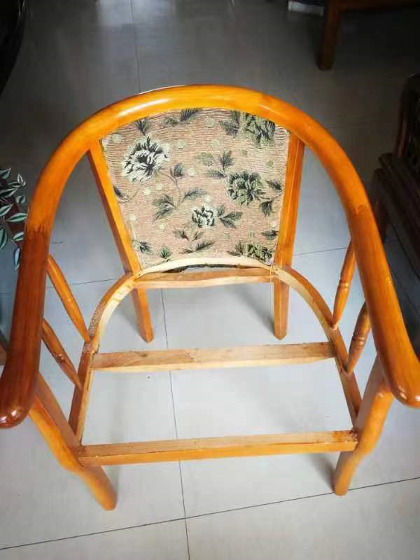 天有一雙手——記軍休干部吳建德義務(wù)為民服務(wù)11年-云南能投軍創(chuàng  )產(chǎn)業(yè)投資有限公司