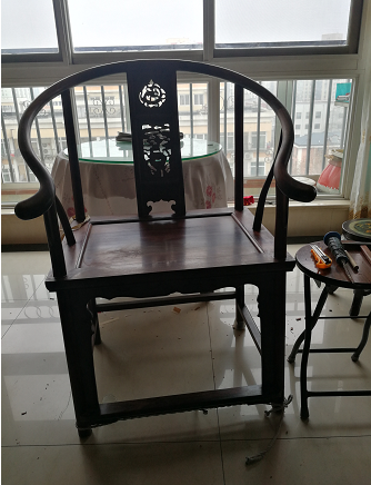 天有一雙手——記軍休干部吳建德義務(wù)為民服務(wù)11年-云南能投軍創(chuàng  )產(chǎn)業(yè)投資有限公司