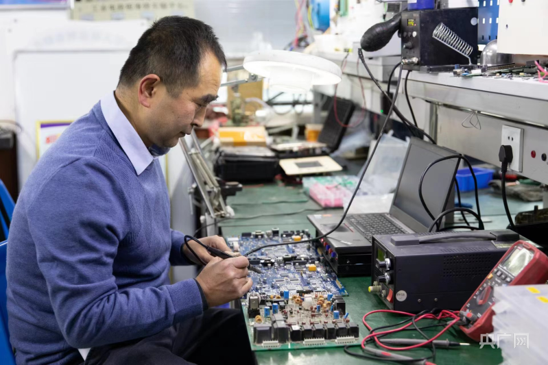 散是滿(mǎn)天星！甘肅退役軍人創(chuàng  )業(yè)當“先鋒”